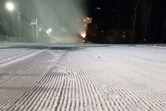 A sípálya, ahol már harminc centiméteres hóréteg várja a téli sportok kedvelőit