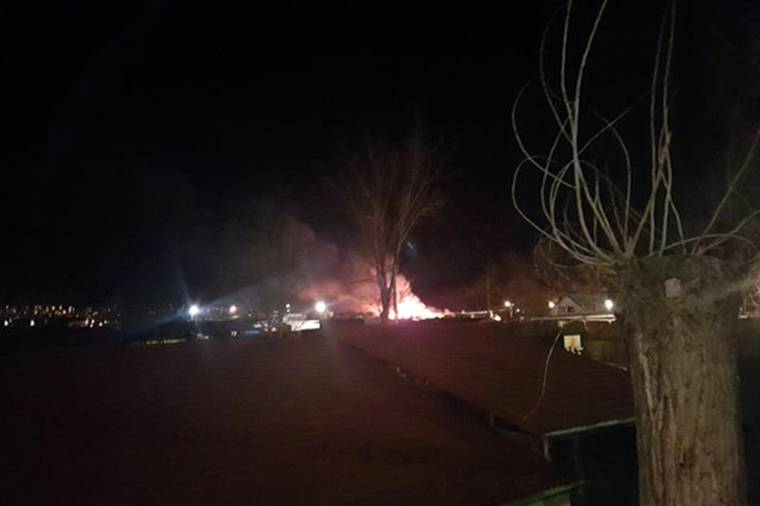 Kigyulladt az ócskavastelep Sepsiszentgyörgyön