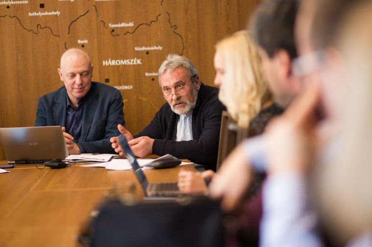 Nem hagyják szó nélkül a zászlóbírságot a háromszéki elöljárók