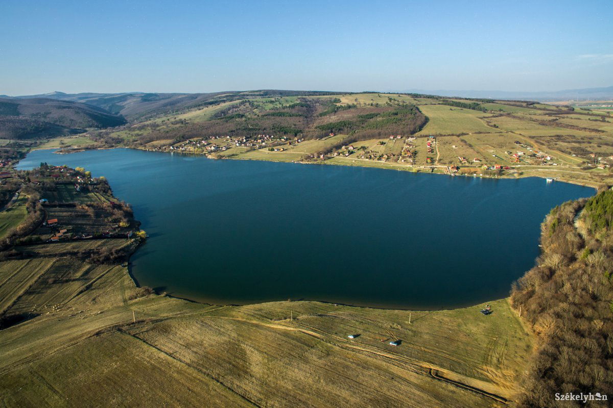 A Besenyői-tó madártávlatból •  Fotó: Pinti Attila