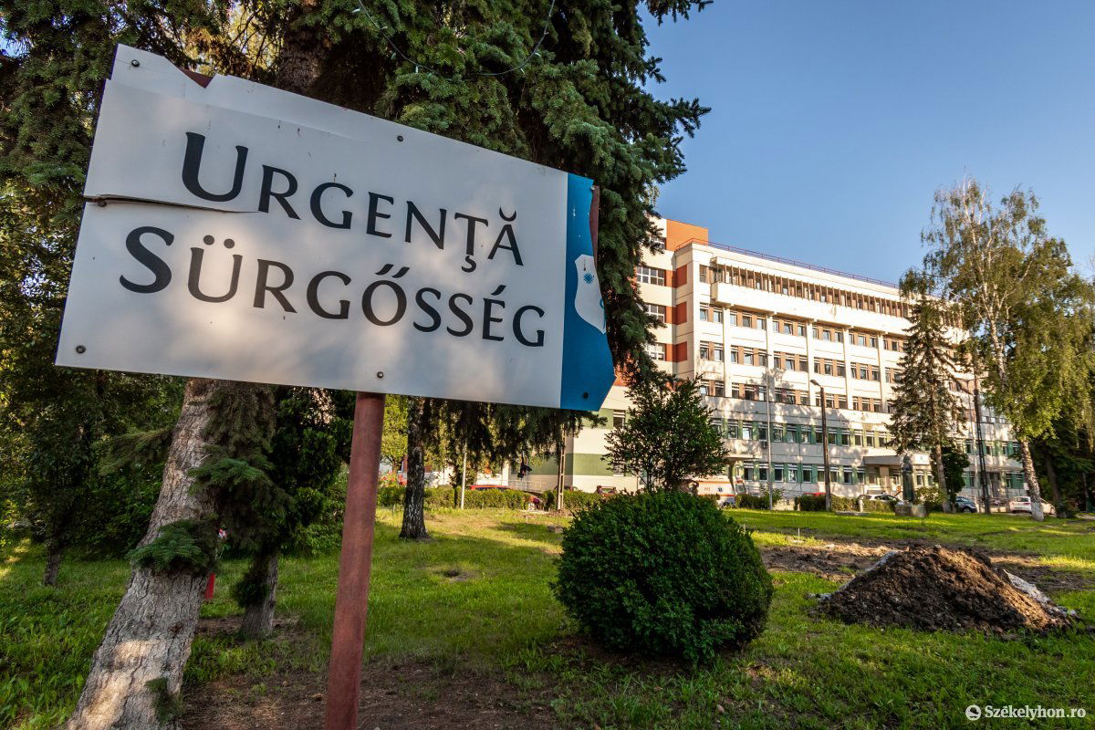 Lehetővé vált a koronavírus-fertőzöttek látogatása a sepsiszentgyörgyi kórházban is. A látogatóknak szigorú előírásokat kell betartaniuk. Képünk illusztráció •  Fotó: Pinti Attila