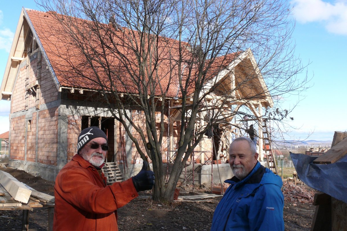 Galbács Pál a Székelyföldi Magyar Újságírók Egyesület tiszteletbeli elnöke és Bedő Zoltán elnök &bullet;  Fotó: Szekeres Attila