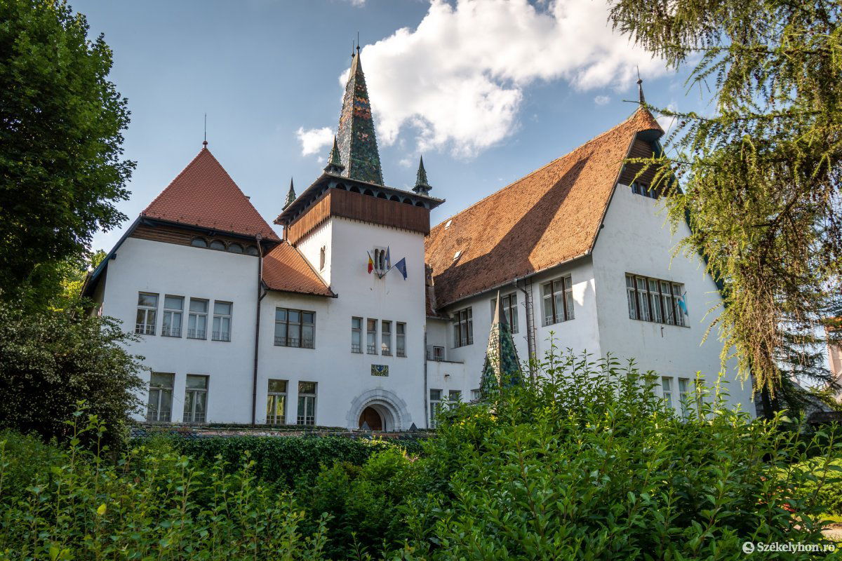 A sepsiszentgyörgyi Székely Nemzeti Múzeum •  Fotó: Pinti Attila