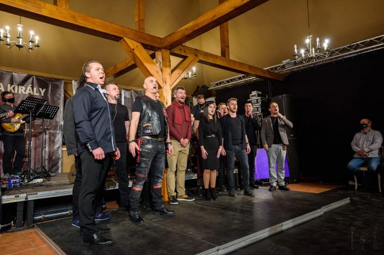 Erdélyi szereplőkkel mutatják be az István, a király rockoperát a Sepsi Arénában