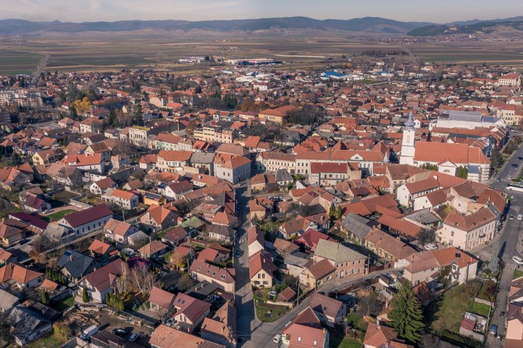Medvét láttak a kézdivásárhelyi Kaufland környékén