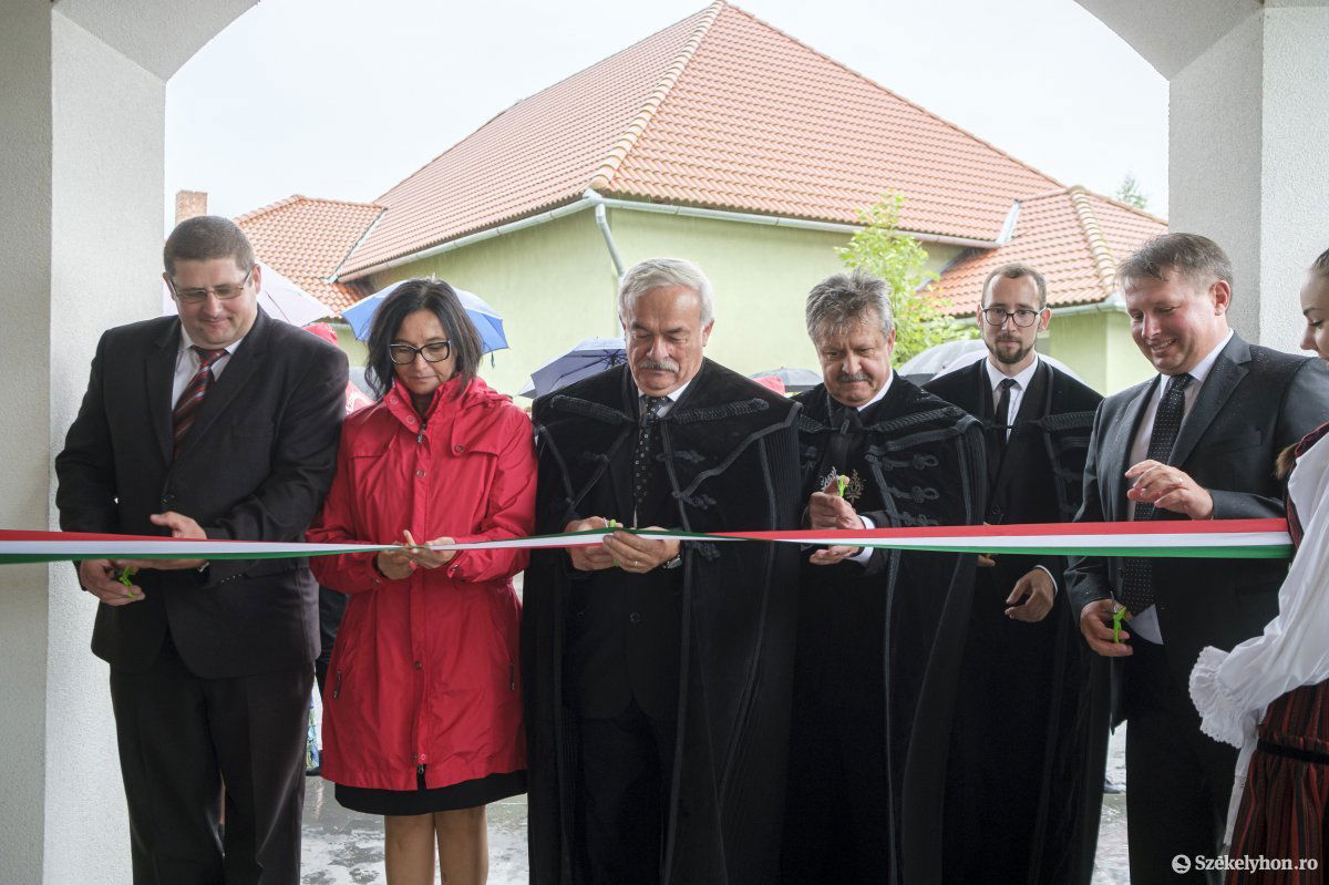 •  Fotó: Veres Nándor