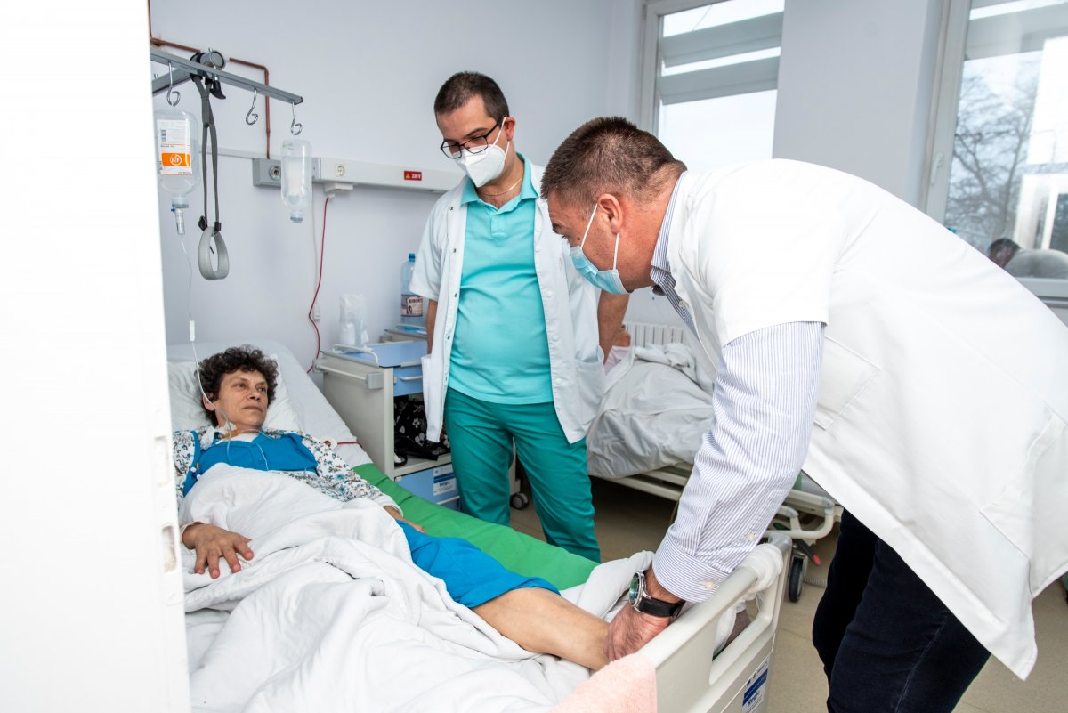 A speciális beavatkozásnak köszönhetően nem kellett amputálni a Hargita megyei nő lábait &bullet;  Fotó: Dr. Fogolyán Kristóf Megyei Sürgősségi Kórház