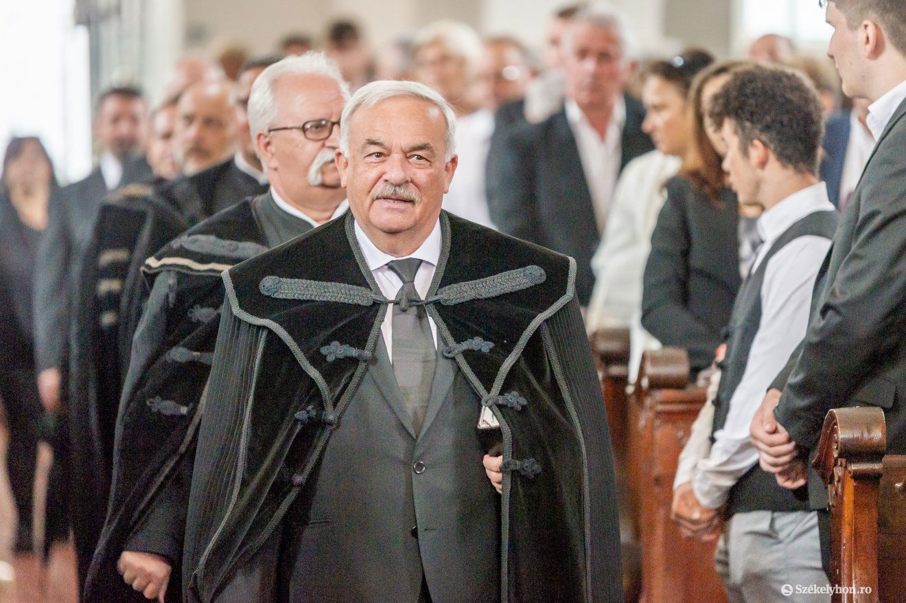 •  Fotó: Pinti Attila
