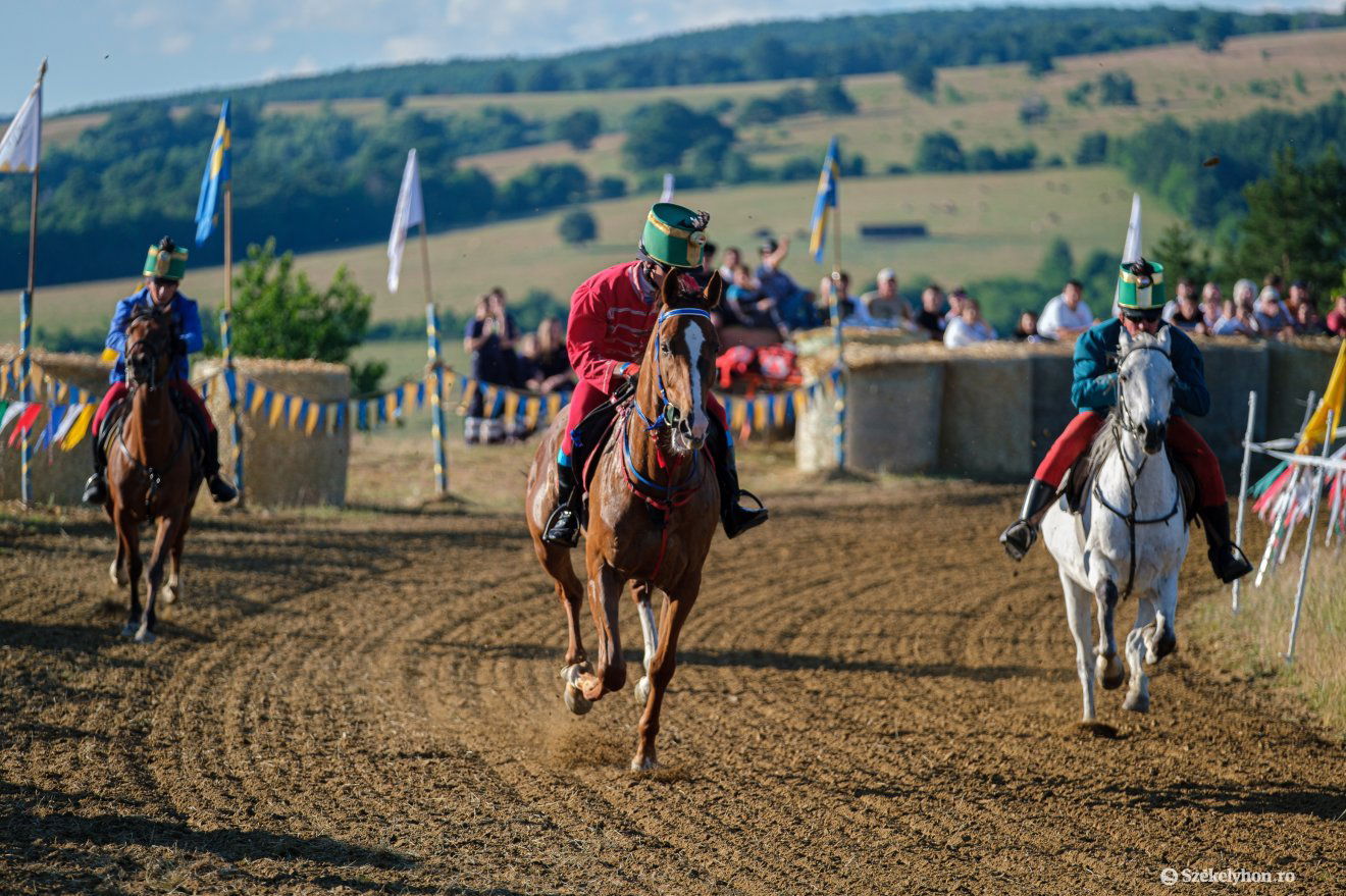 &bullet;  Fotó: Veres Nándor