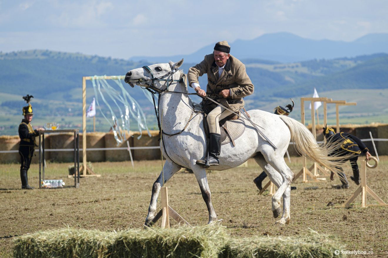 &bullet;  Fotó: Veres Nándor