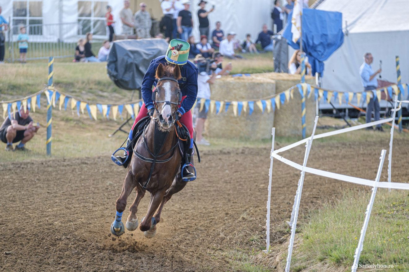 &bullet;  Fotó: Veres Nándor