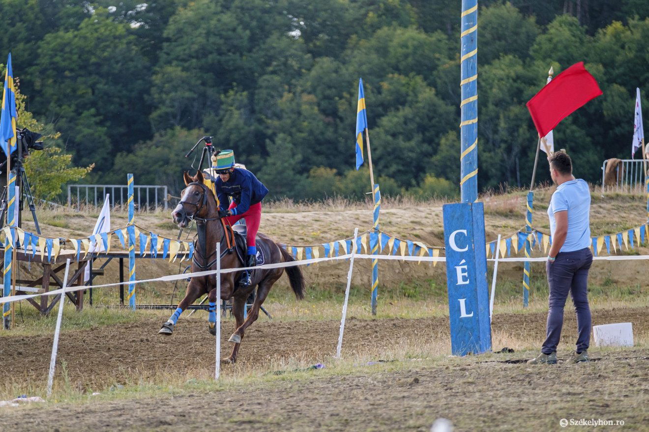 &bullet;  Fotó: Veres Nándor
