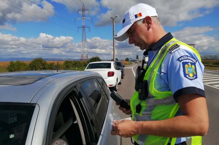 Sokaknak került a jogosítványába vagy a forgalmi engedélyébe a május 1-jei kocsikázás