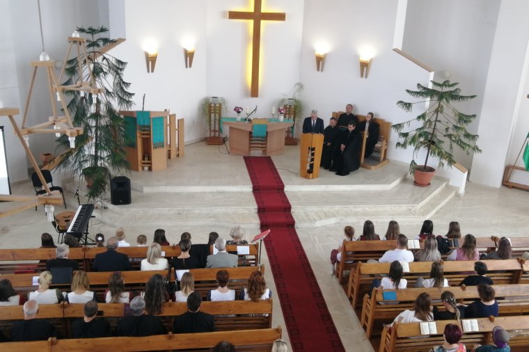 Legyen derűs és könnyű, legalább a kezdet – tanéveleji gondolatok az ökumenikus istentiszteleten
