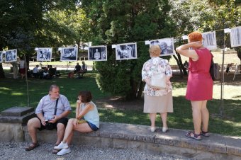 Fotópiknik és szimultán fotókiállítások – tobzódott a vizuális élménykínálatban vasárnap Sepsiszentgyörgy