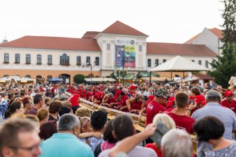 Ötödszörre is megszervezik a Kürtősfesztet Sepsiszentgyörgyön