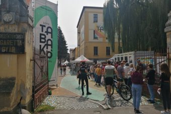 Berobbant a Tabakó!