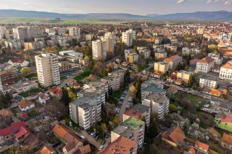 A tömbházak energiahatékonysága az önkormányzat napirendjén