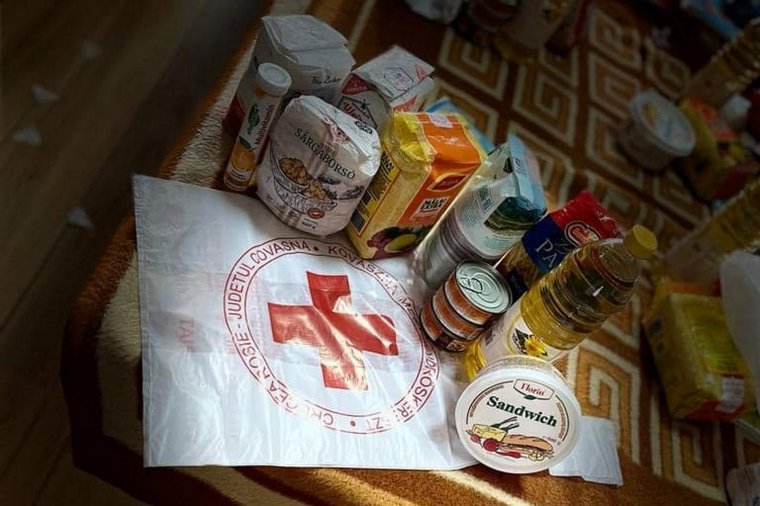 Egyszerű örömök az ünnepekre egy tombolajegy árából