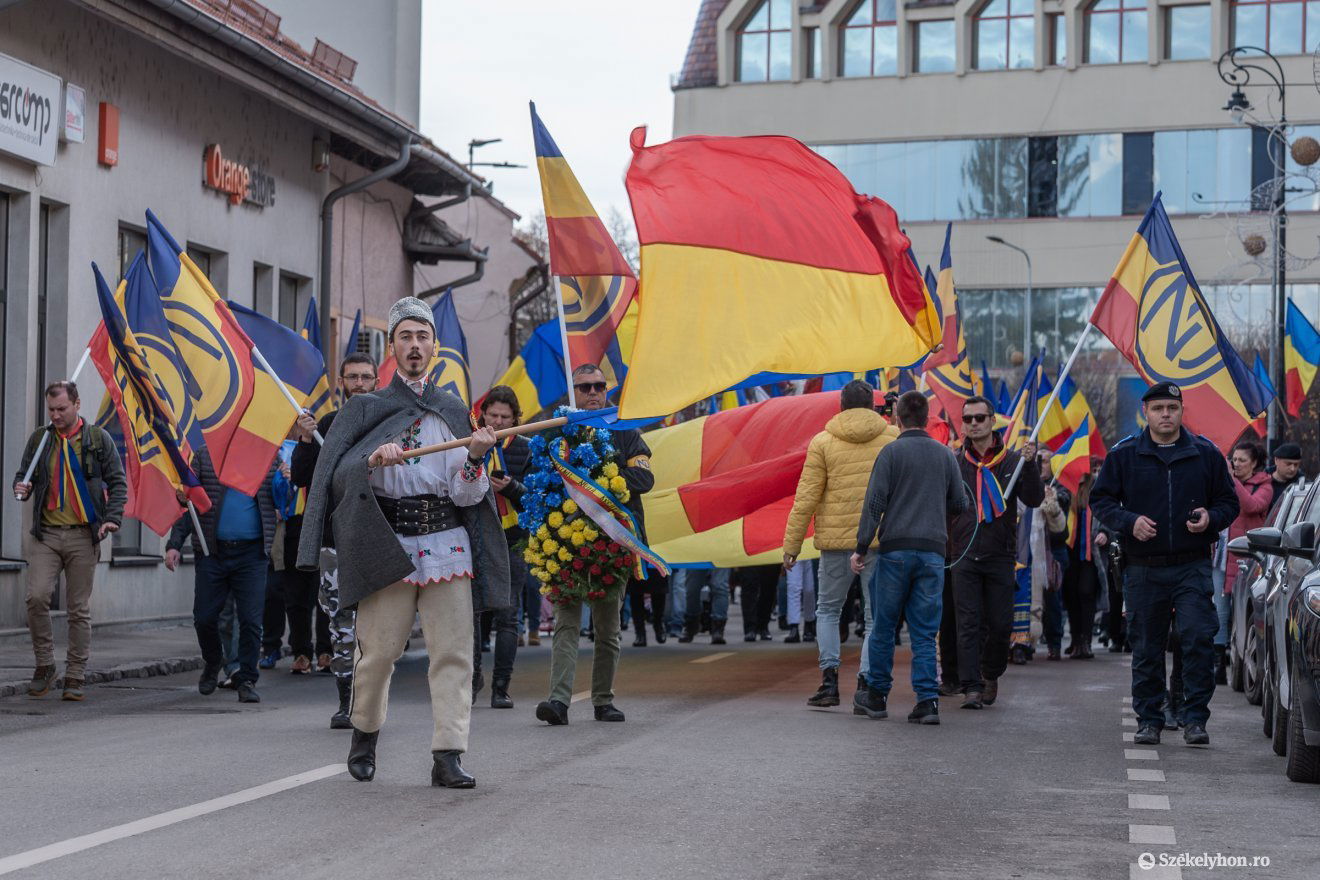 •  Fotó: Pinti Attila