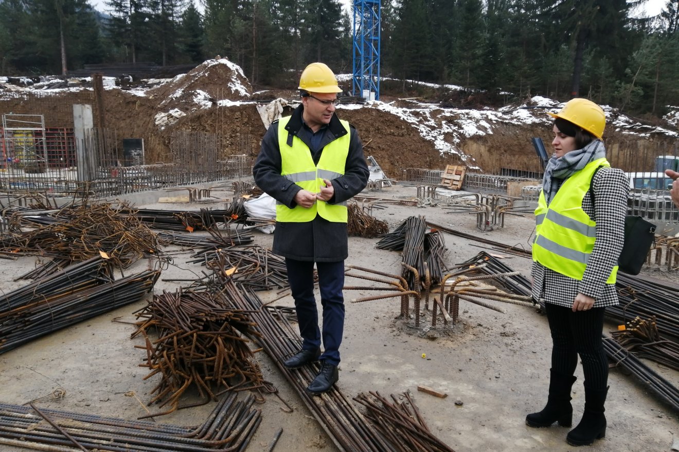 Gyerő József polgármester a terepszemlén •  Fotó: Bodor Tünde