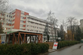 Egyre több a szövődményes kanyarós eset, telt ház van a megyei kórház gyermek-fertőzőosztályán