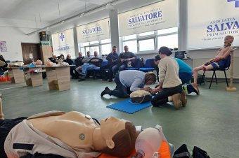 Kreditpontokat is szerezhetnek a pedagógusok az elsősegély-oktatáson
