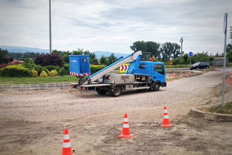 A szép még nem jó: nem lesz elég az új kopóréteg, az alapot is újra kell csinálni