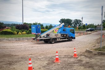 A szép még nem jó: nem lesz elég az új kopóréteg, az alapot is újra kell csinálni