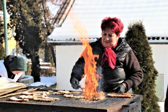 Napokon át minden a szalonnáról szólt
