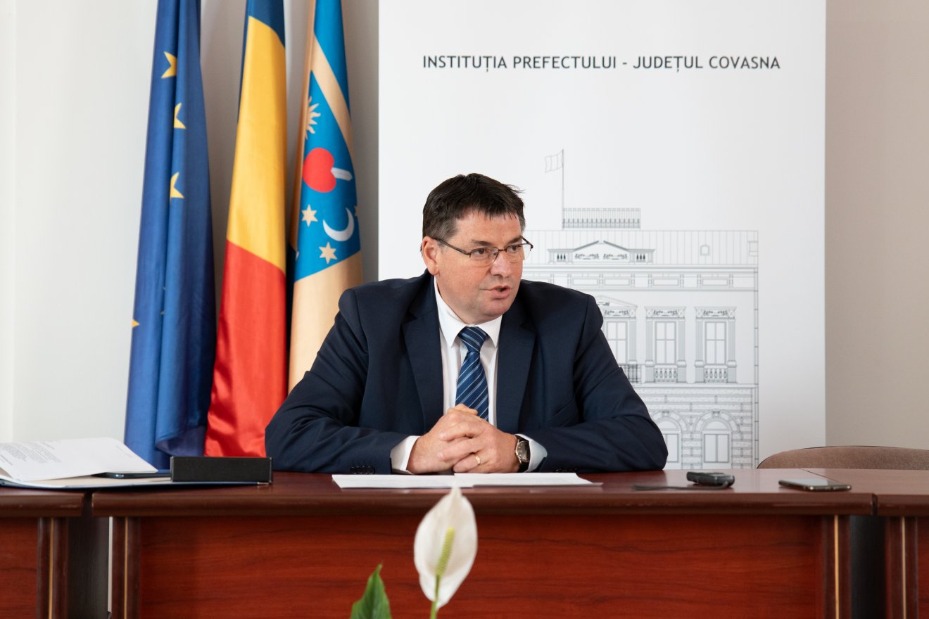 Ráduly István, Kovászna megye prefektusa. Fontos tudnivalókról beszélt •  Fotó: Tuchiluș Alex