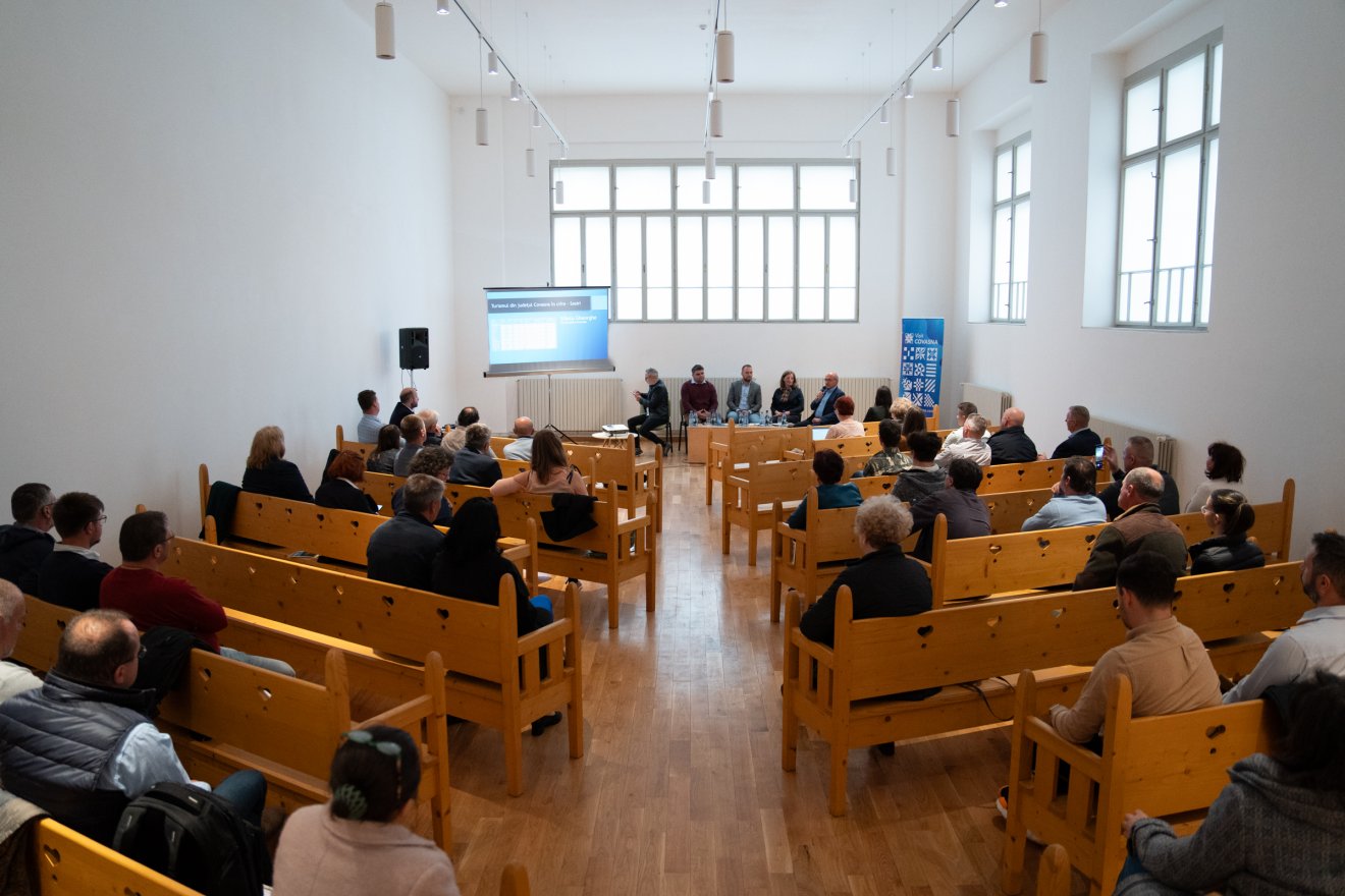 Számos meghívottal zajlott a szakmai találkozó •  Fotó: Tuchiluș Alex