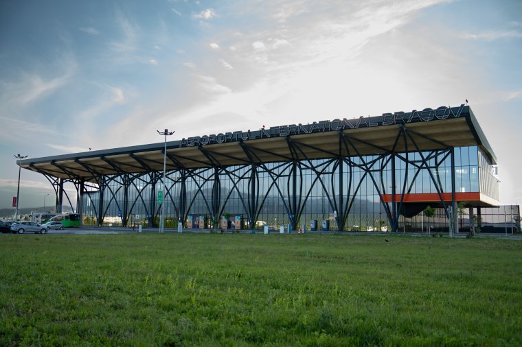 Még sokáig döcöghet a brassói repülőtér működtetése