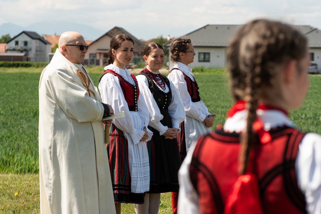 Székely népviseletben tisztelegtek •  Fotó: Farkas Orsolya