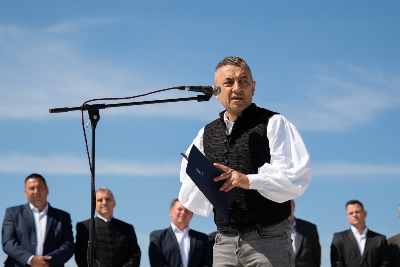 Potápi Árpád szerint a zarándokoknak is szükségük van belső iránytűre •  Fotó: Tuchiluș Alex