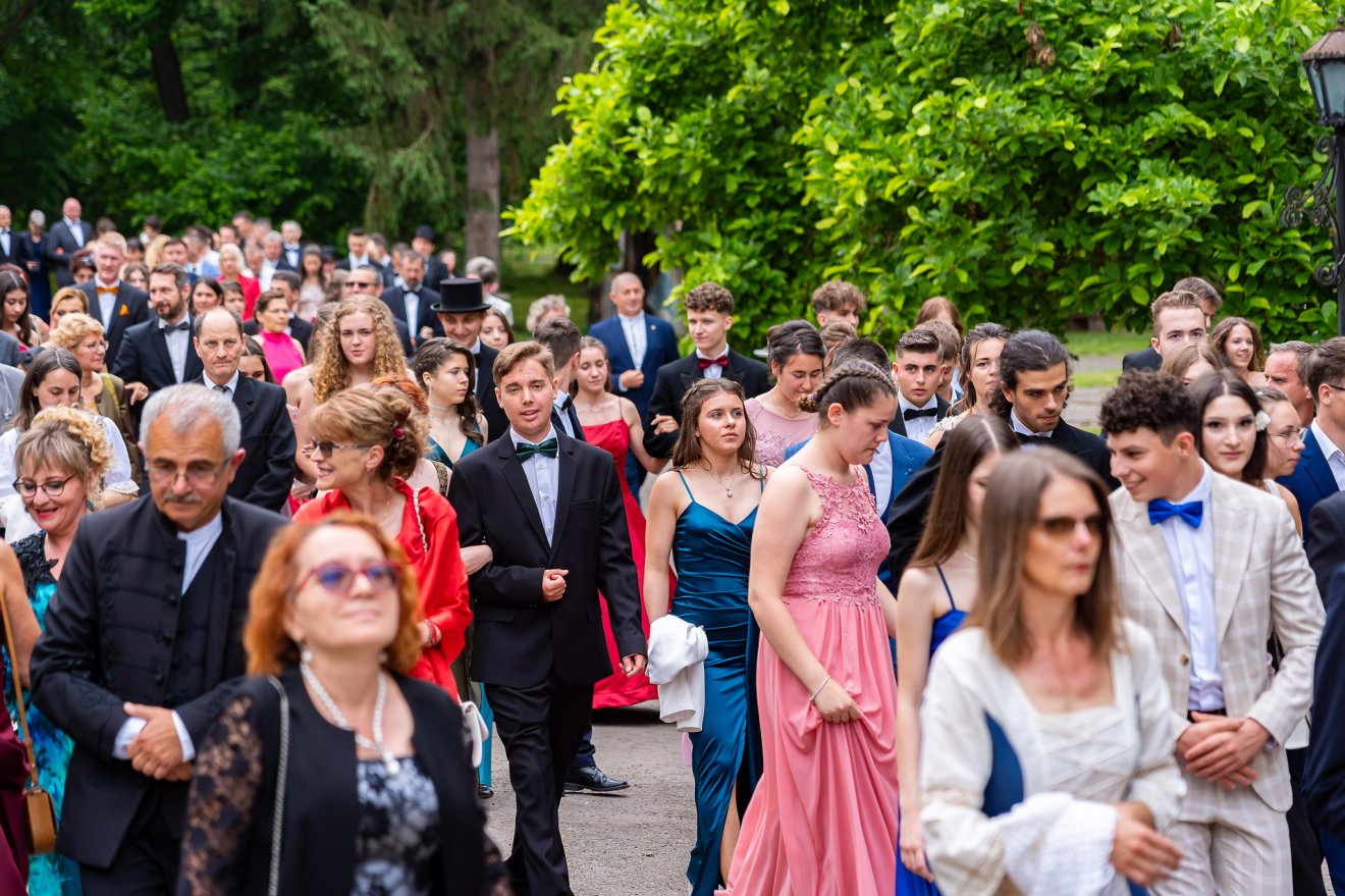 Tavaly csak úgy özönlöttek a bálozók •  Fotó: Kristó-Gothárd Hunor