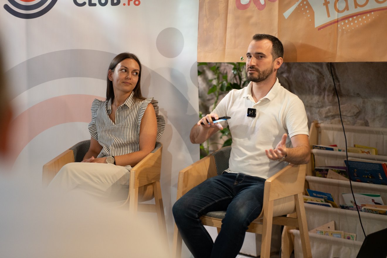 Andrei Noémi és Karácsony Zsolt harangozták be tábort •  Fotó: Tuchiluș Alex