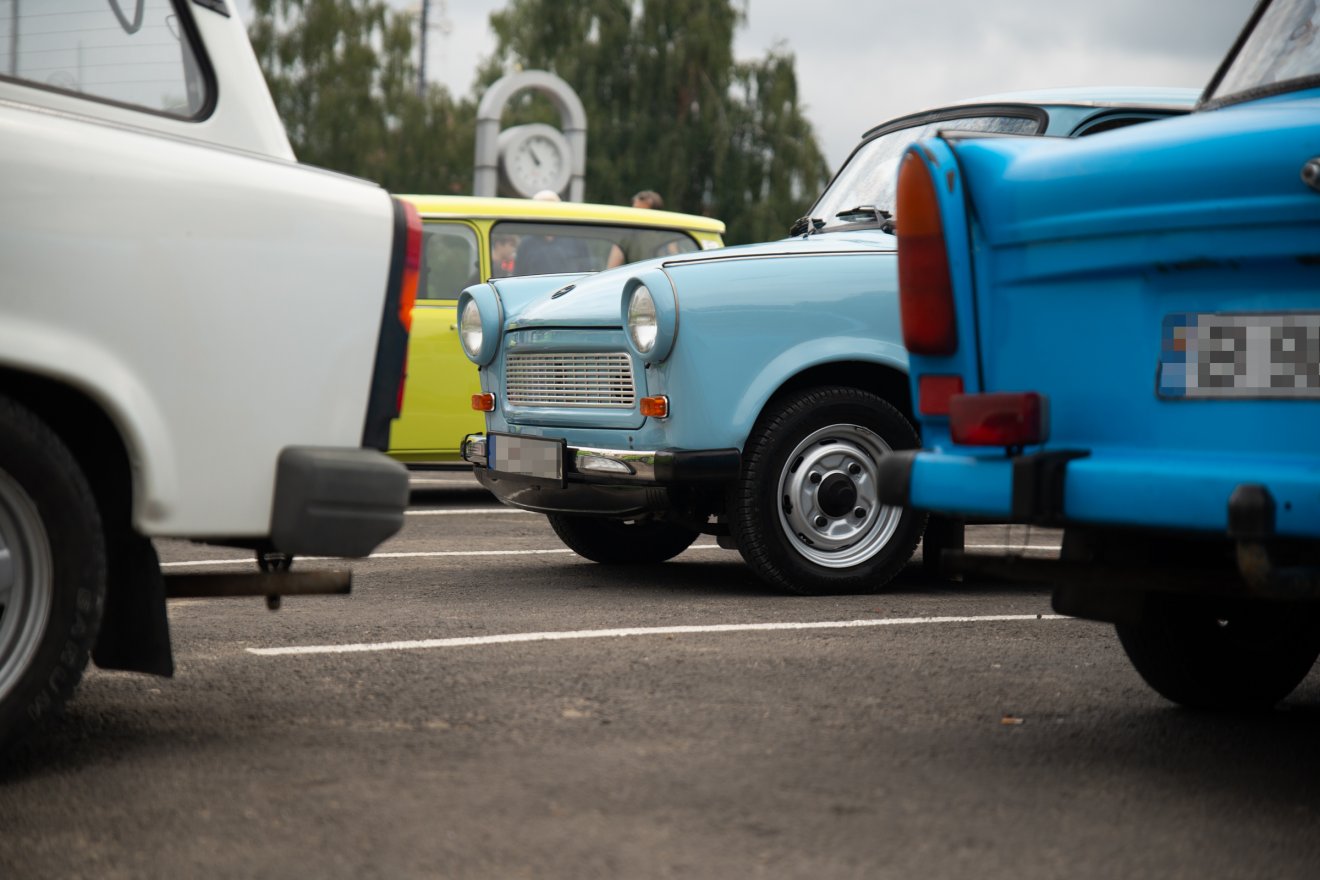 61 Trabantból állt össze a kovásznai találkozón a Trabant-társadalom •  Fotó: Tuchiluș Alex
