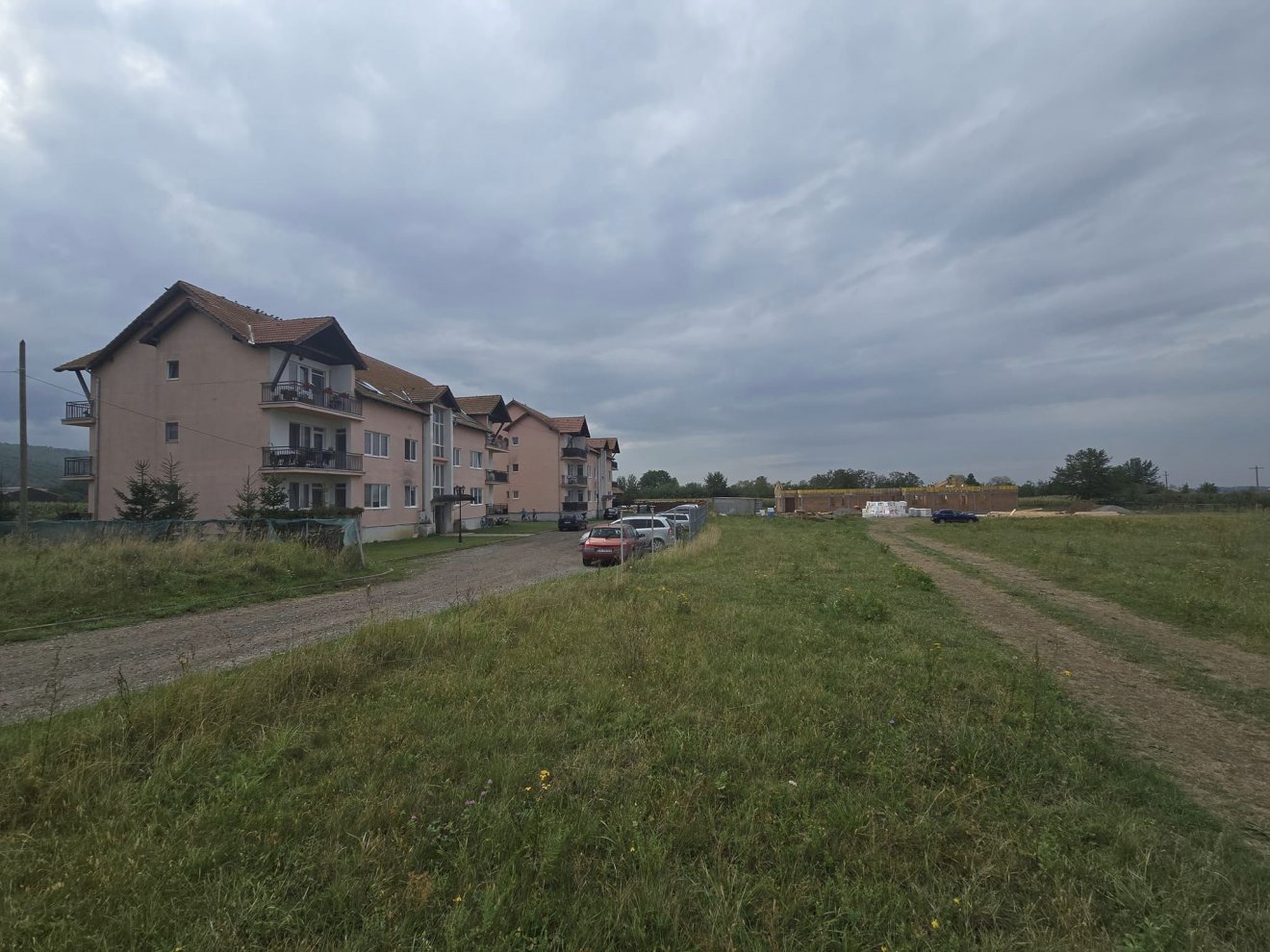 A tömbházlakásokkal szemben kap helyet •  Fotó: Ilyés Botond/Facebook