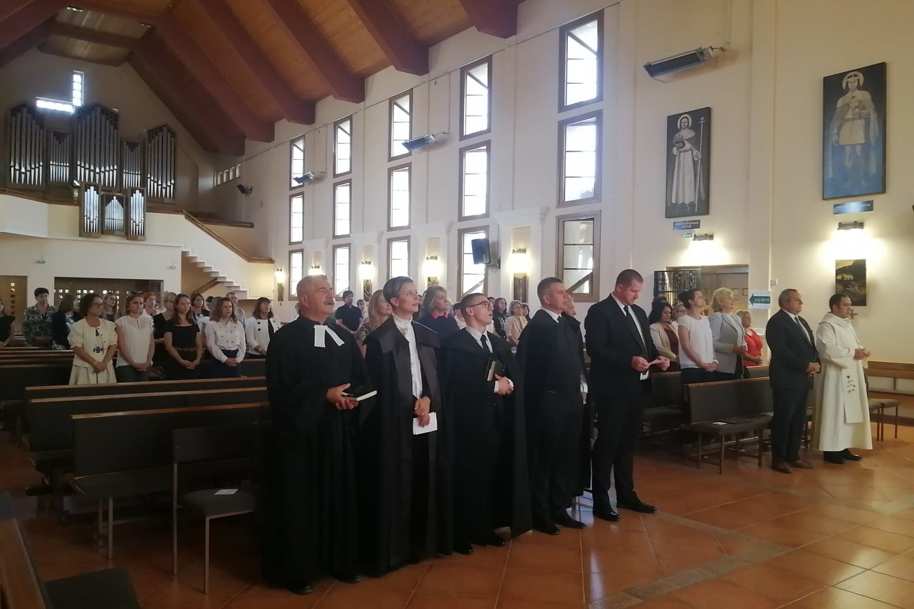 A történelmi egyházak egyetértésben támogatják a pedagógusokat •  Fotó: Bodor Tünde