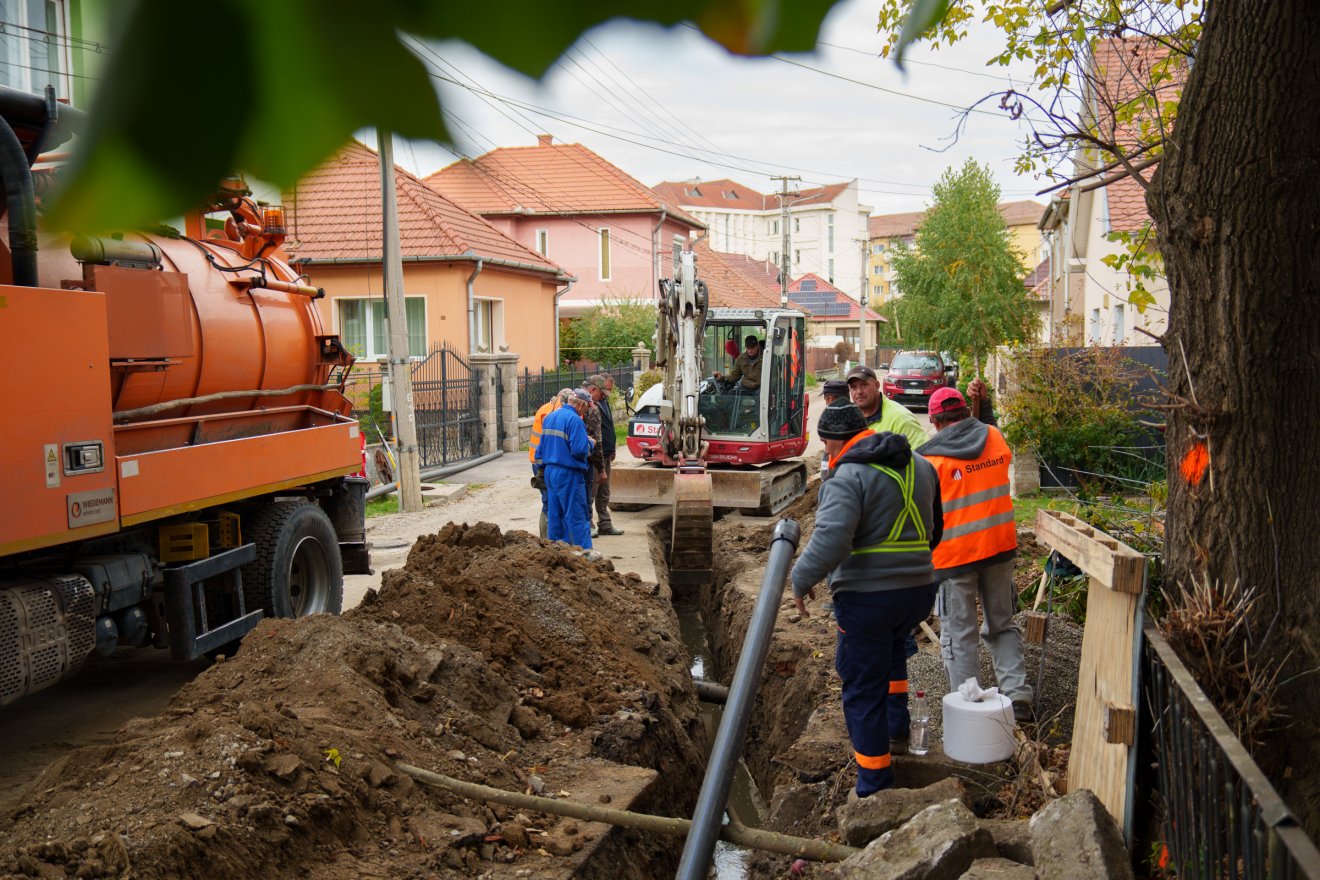 A Saligny-pályázat által finanszírozott szennyvízcsatorna-építési munkálat most van az engedélyeztetési szakaszban. Képünk illusztráció •  Fotó: Tuchiluș Alex