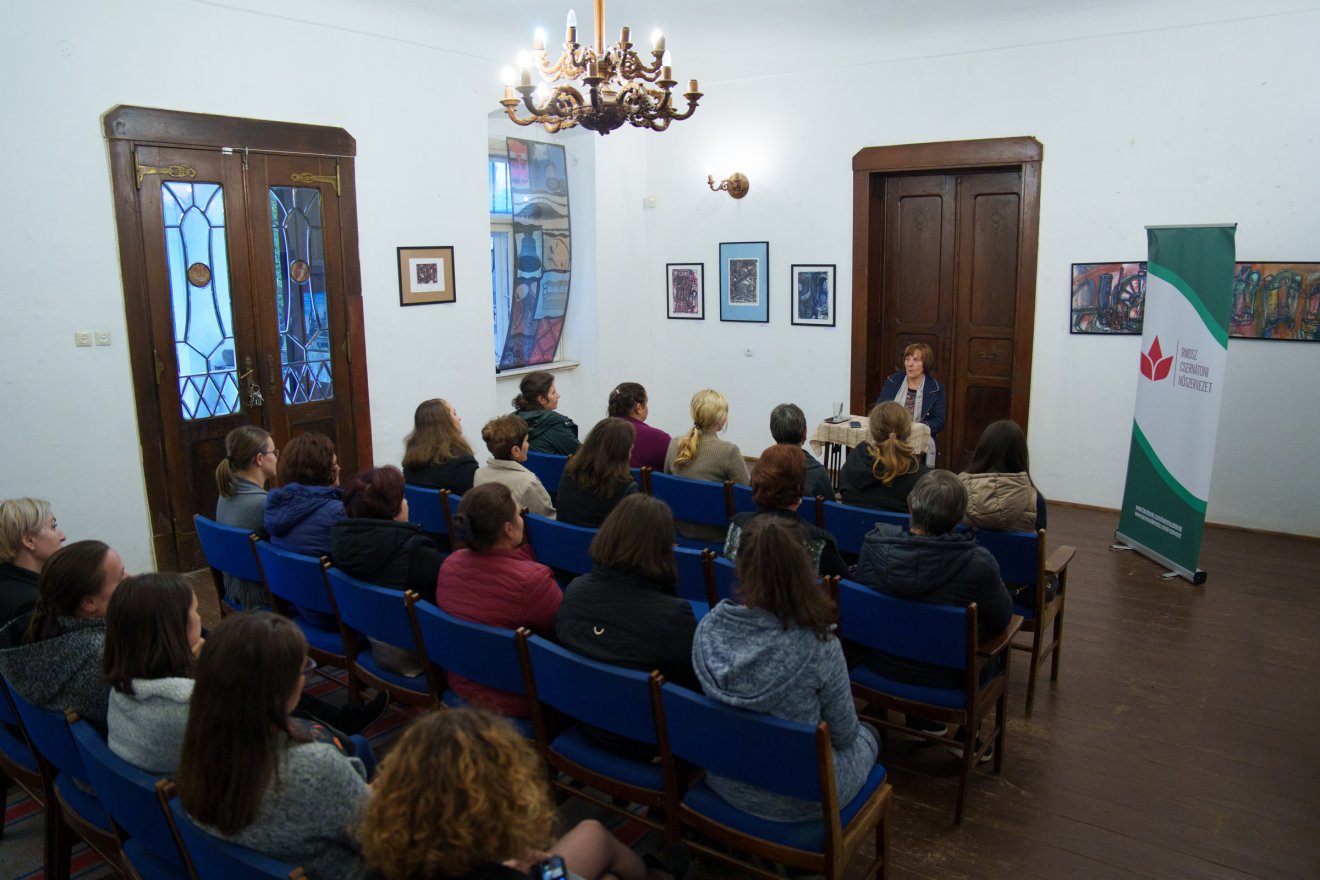Az előadást az RMDSZ Csernátoni Nőszervezete szervezte •  Fotó: Tuchiluș Alex
