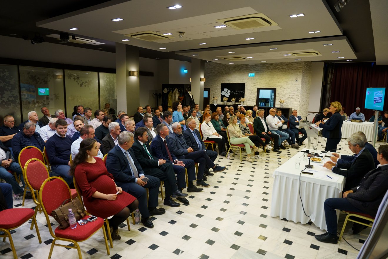 A HKT rangsorolójára hétfő este került sor, a végső rangsor valószínűleg október 7-én dől el a SZÁT gyűlésén •  Fotó: Tuchiluș Alex