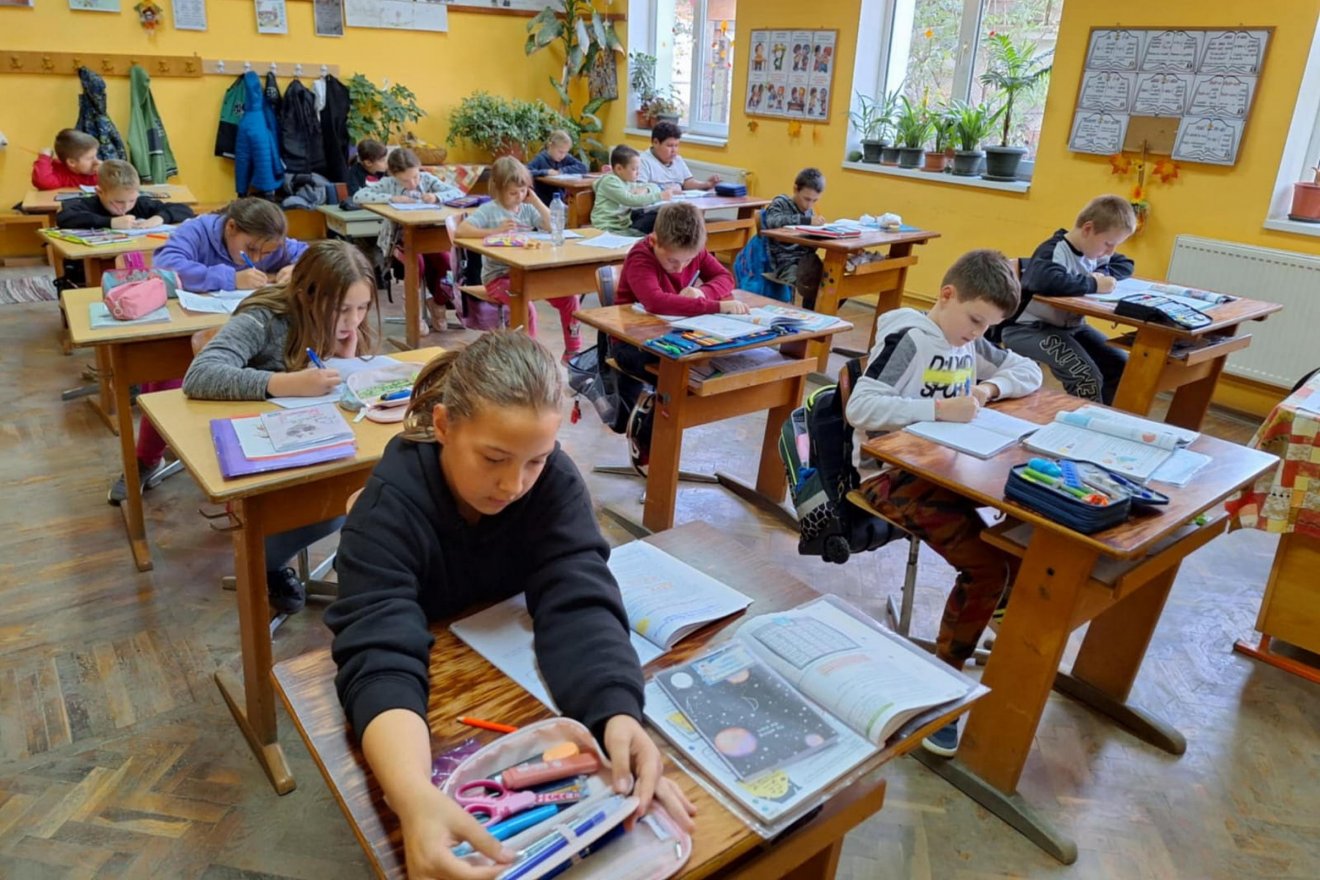 Aki a gyermekben látja a jövőjét, az áldozni is hajlandó érte: időt, pénzt, energiát •  Fotó: Diakónia Keresztyén Alapítvány