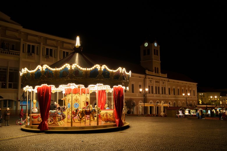 Nem azt szállították, amit megrendeltek: elnapolták a körhintaindítást Sepsiszentgyörgyön
