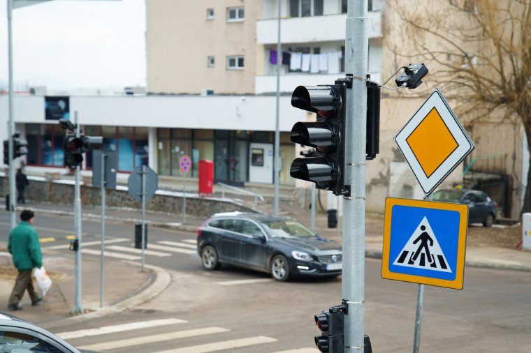 Gyalogátjárón gázoltak el egy idős nőt Sepsiszentgyörgyön