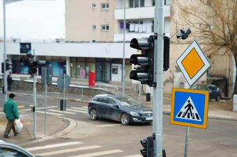 Gyalogátjárón gázoltak el egy idős nőt Sepsiszentgyörgyön