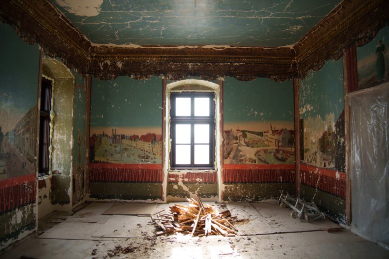 Iparkodni kell az oltszemi Mikó-kastély felújításával