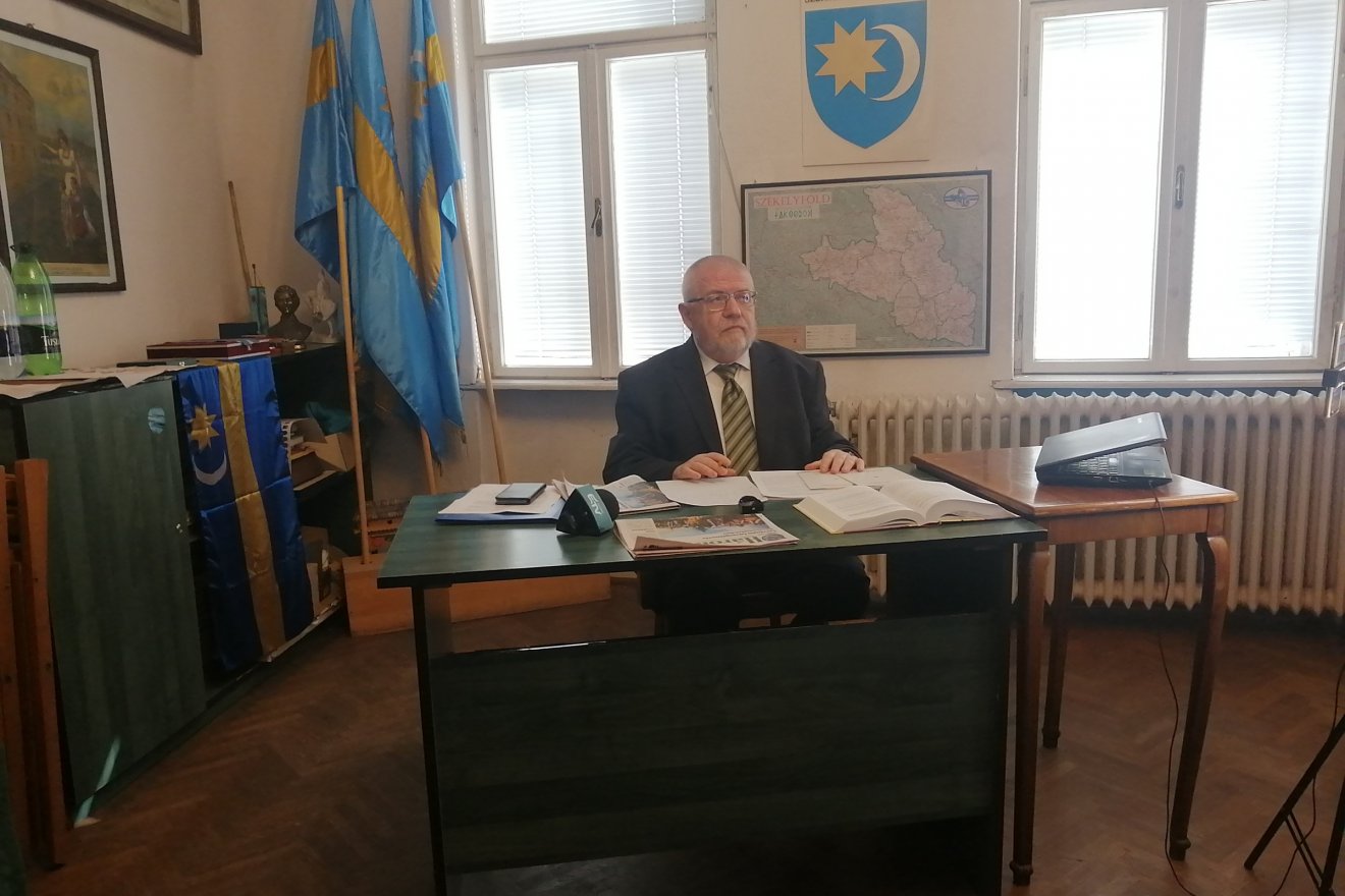 Izsák Balázs