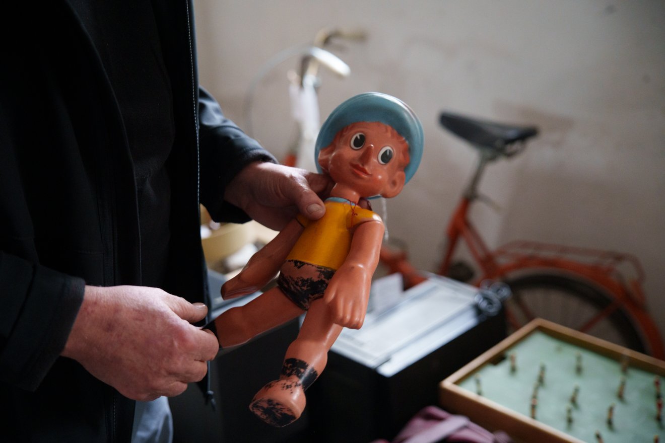 Pinocchiót formáló gyerekjáték 1979-ből •  Fotó: Tuchiluș Alex